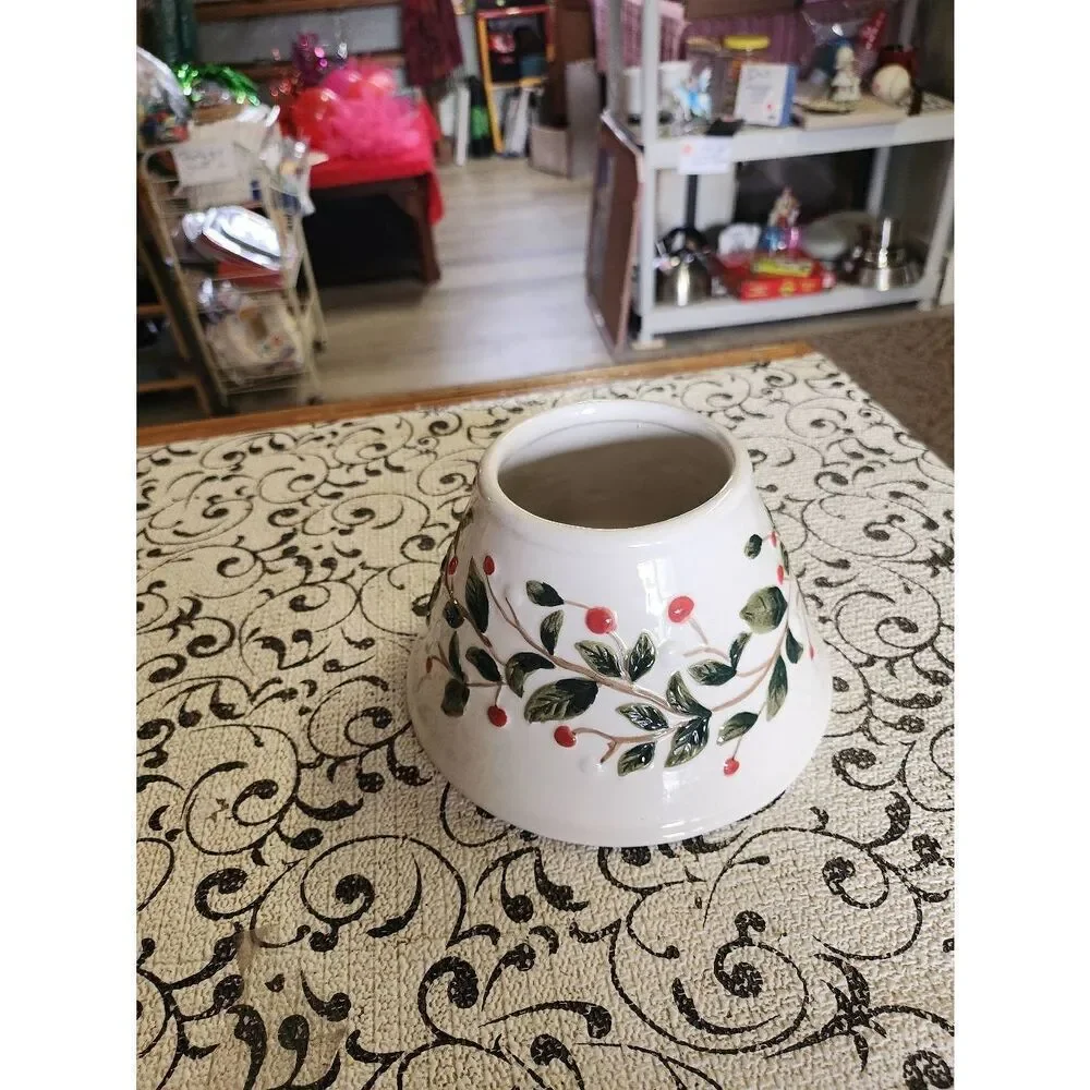 Holly Ceramic Candle Lamp Shade